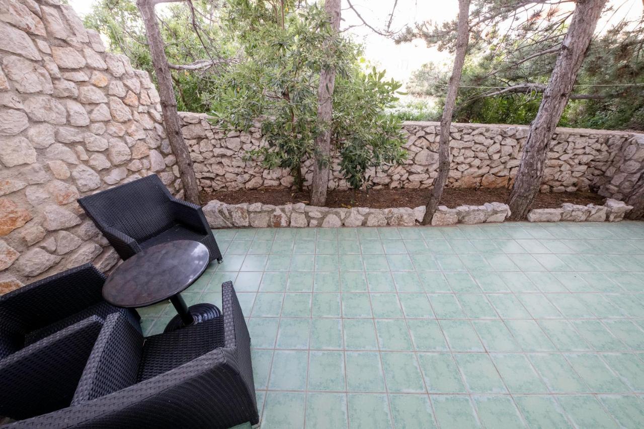 Guesthouse Šime Kolan Extérieur photo