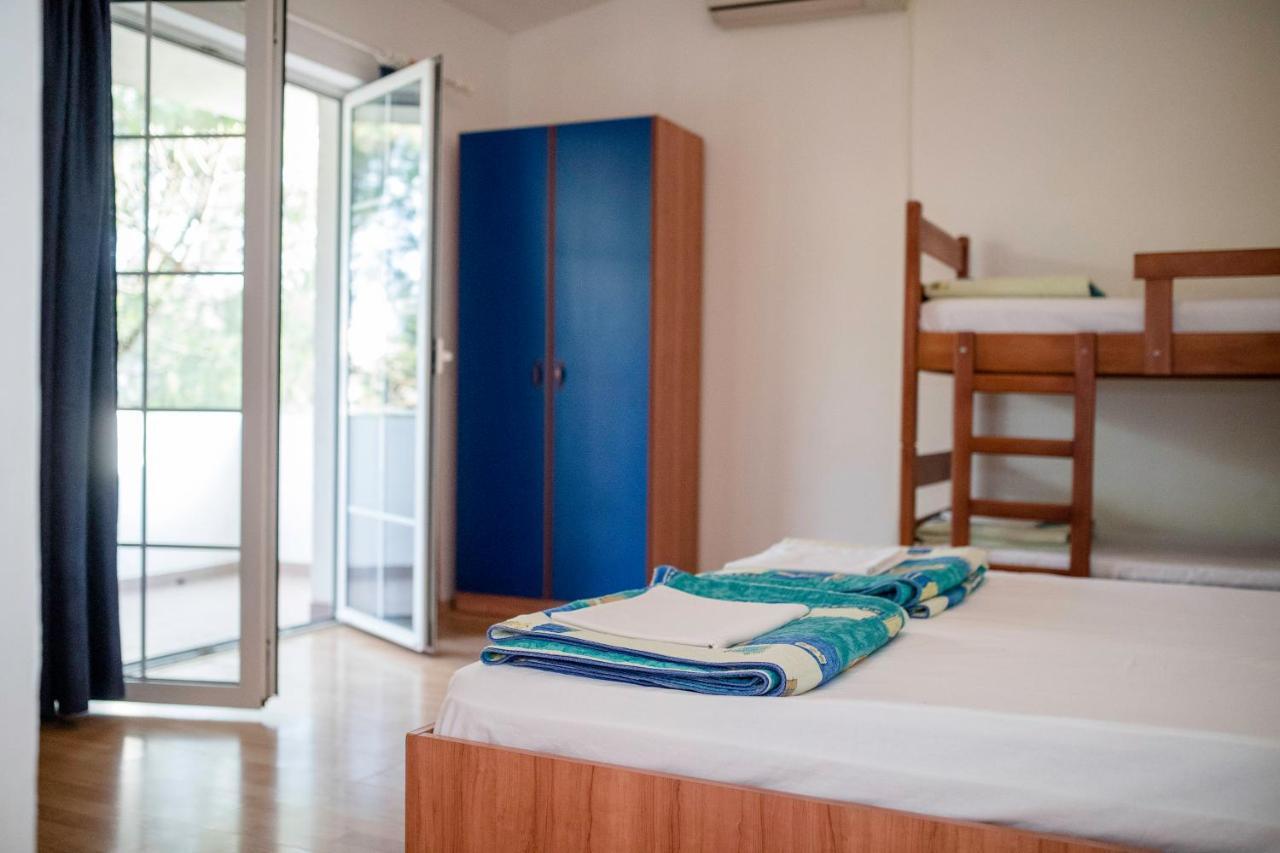 Guesthouse Šime Kolan Extérieur photo