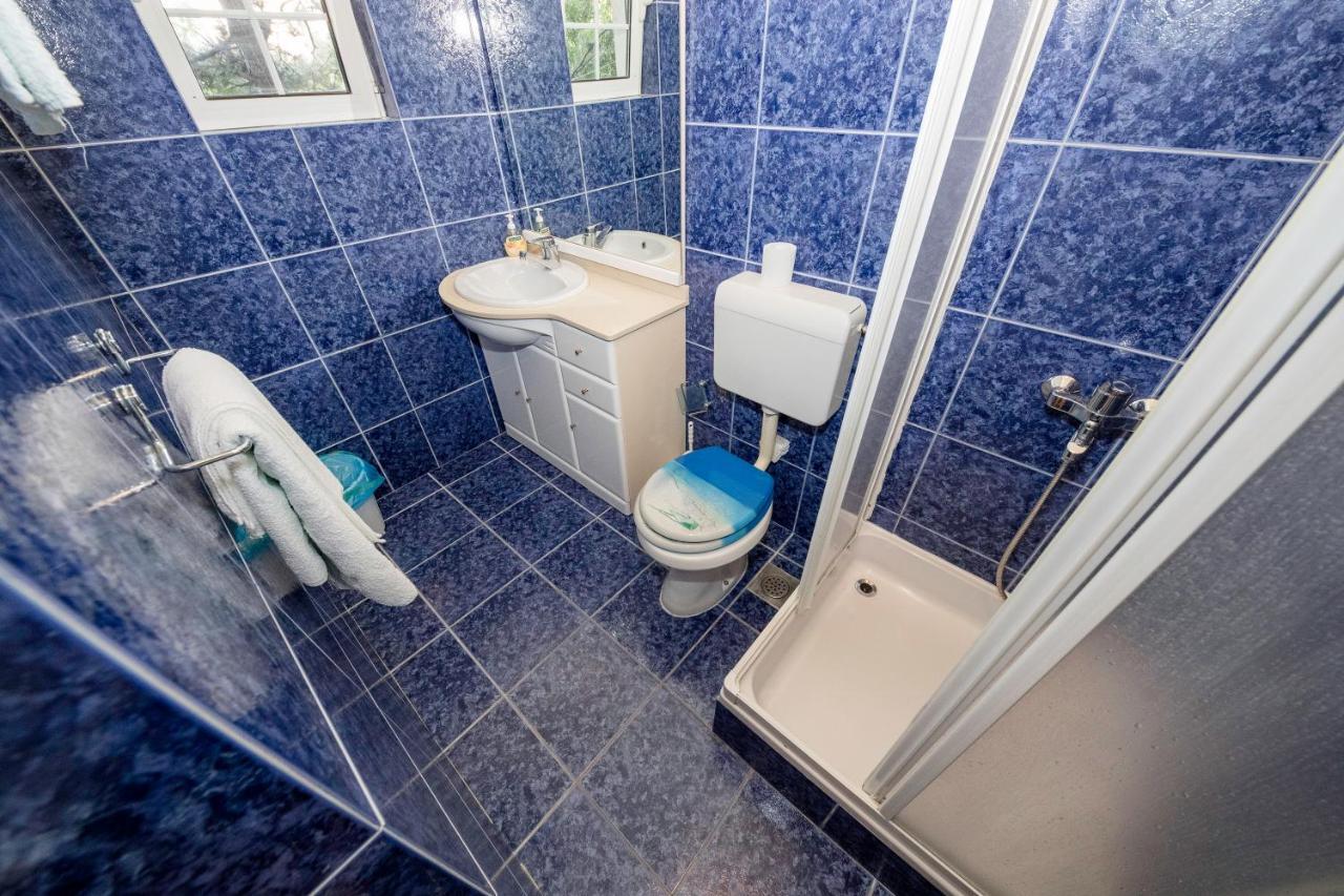 Guesthouse Šime Kolan Extérieur photo