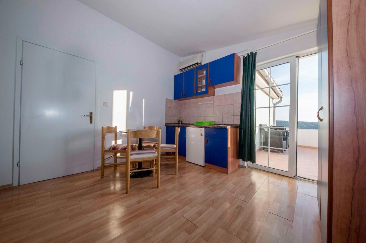 Guesthouse Šime Kolan Extérieur photo