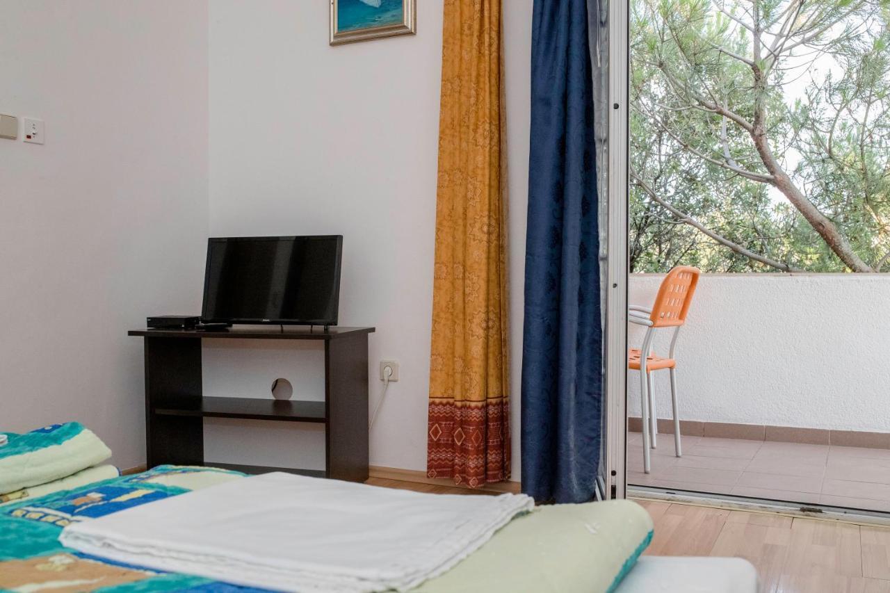 Guesthouse Šime Kolan Extérieur photo